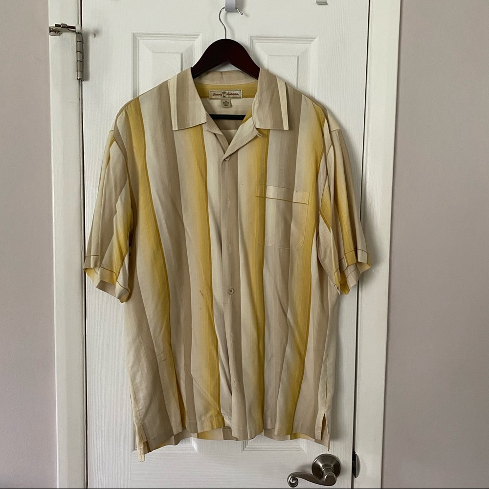Tommy Bahama Hawaiian Shirt -M